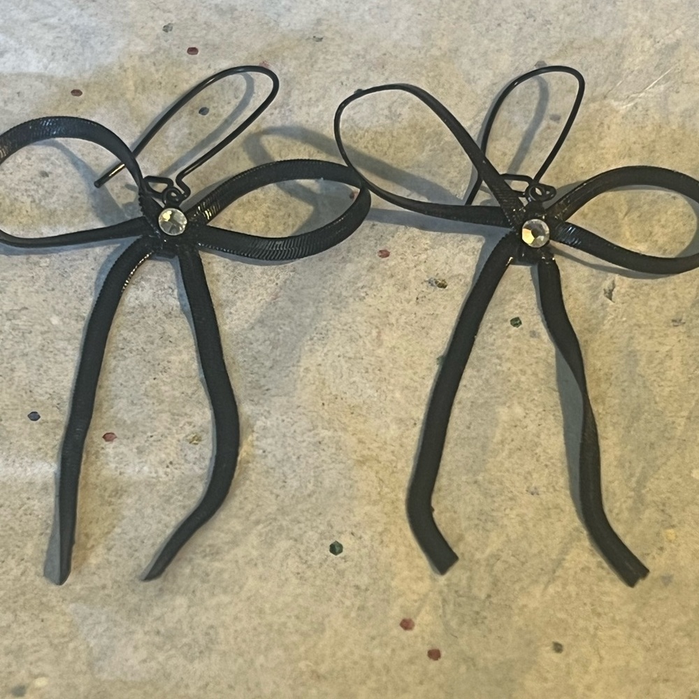 Betsey Johnson Elegant Black Bow Earrings